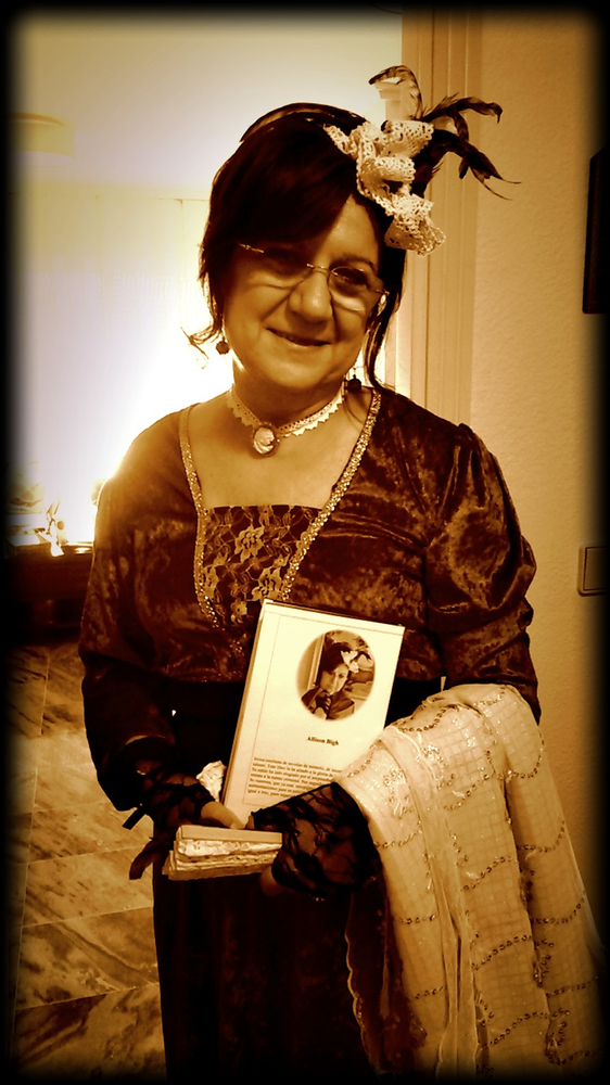 Participante caracterizada de la cena con asesinato victoriana de Cluedo Sevilla